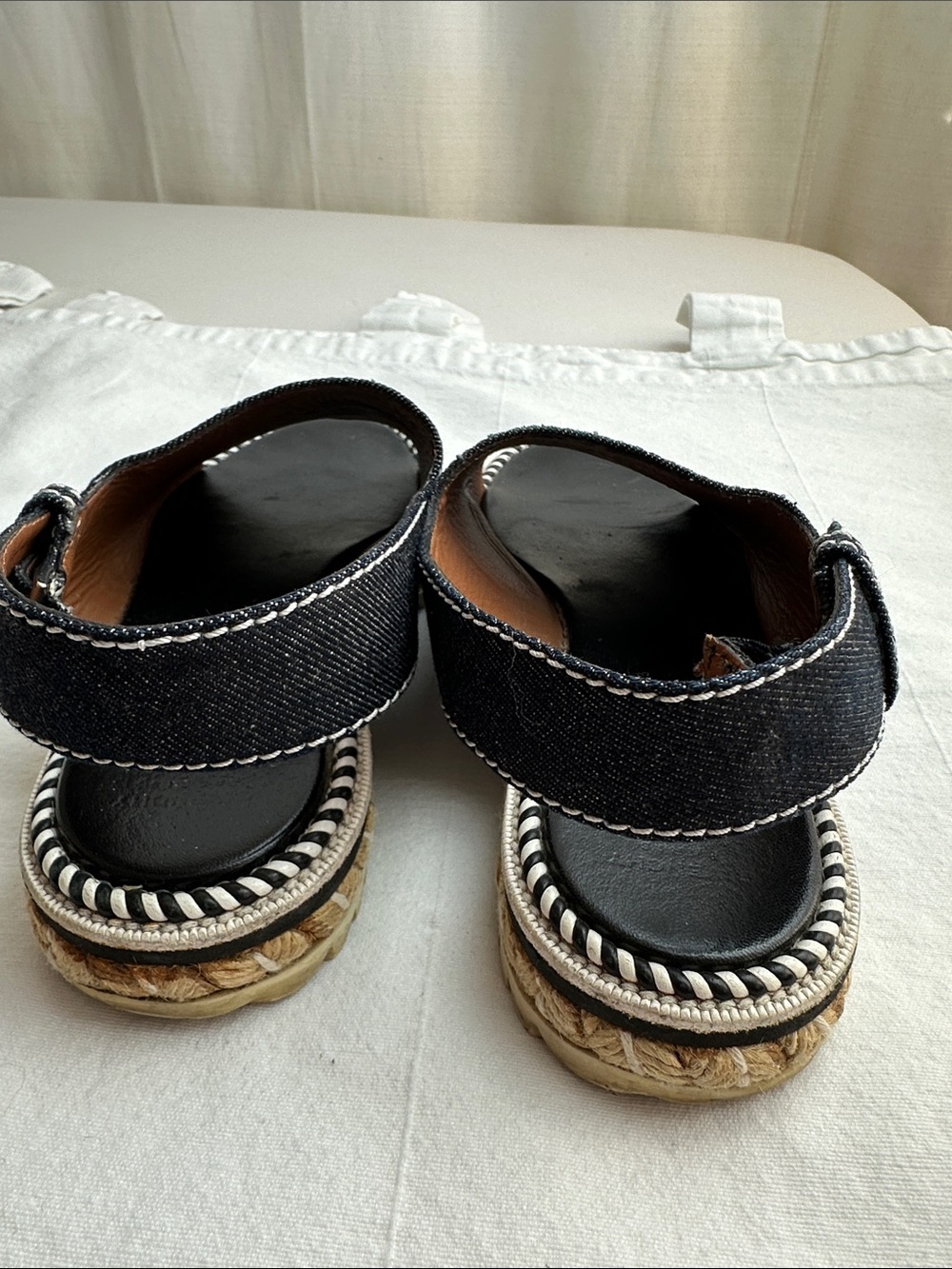 Givenchy Black and White Ribbed Rubber Sole Slide - Picture 5 of 7